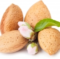 Almond - بادام